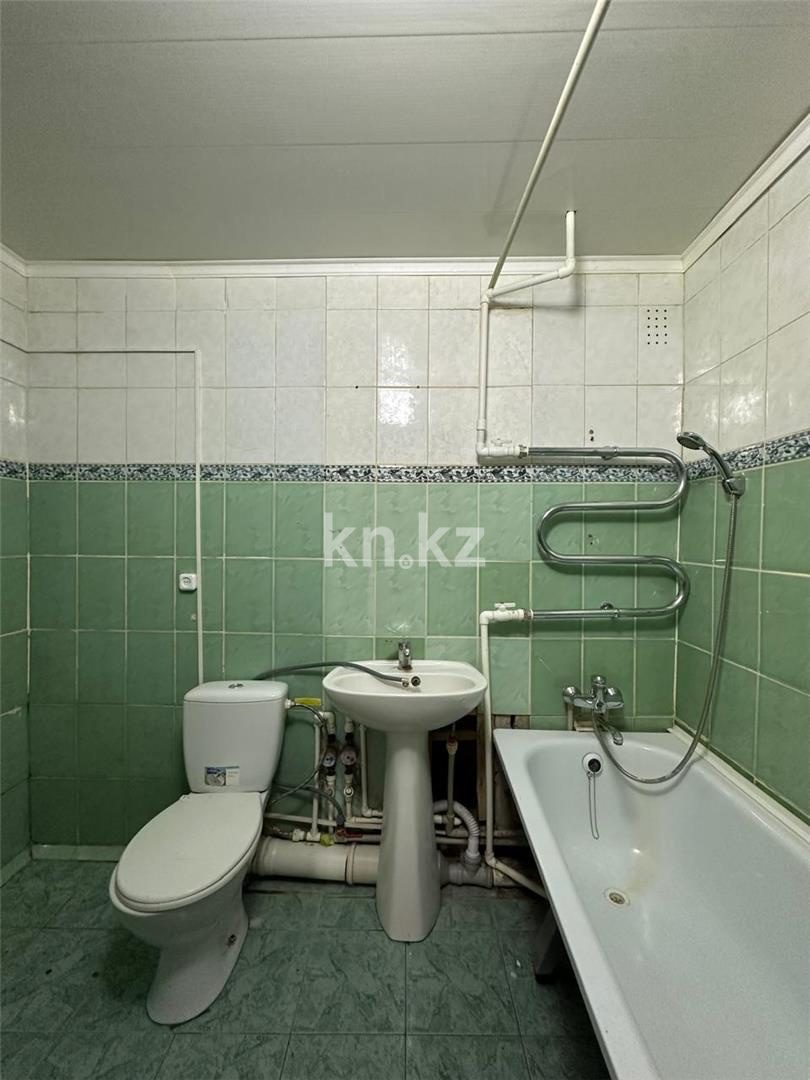 Продажа 3-комнатной квартиры, 67 м², ул. Абая в Темиртау - фото 12