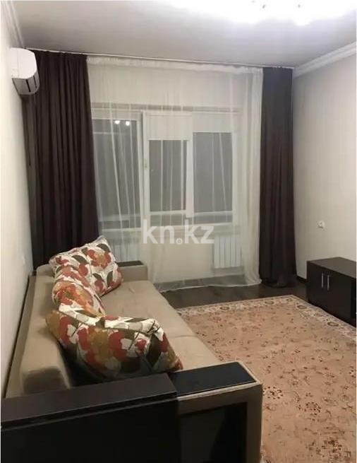 Продажа 1-комнатной квартиры, 43 м², ул. Толе би, дом  4 в Алматы