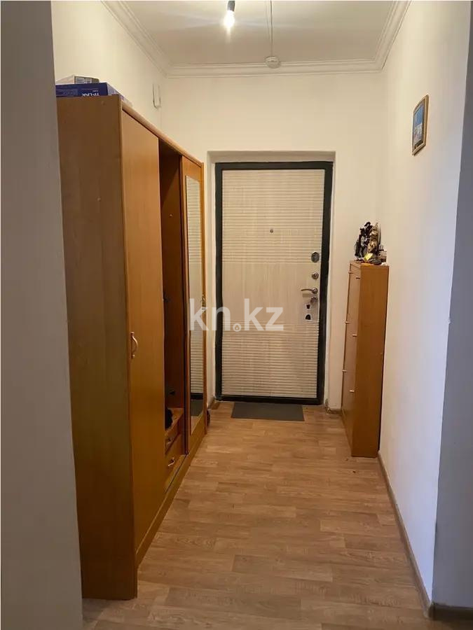 Продажа 2-комнатной квартиры, 59 м², ул. Момышулы, дом  24 в Караганде - фото 4