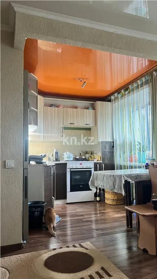 Продажа 3-комнатной квартиры, 58 м², мкр-н 13, дом  17 в Караганде - фото 6