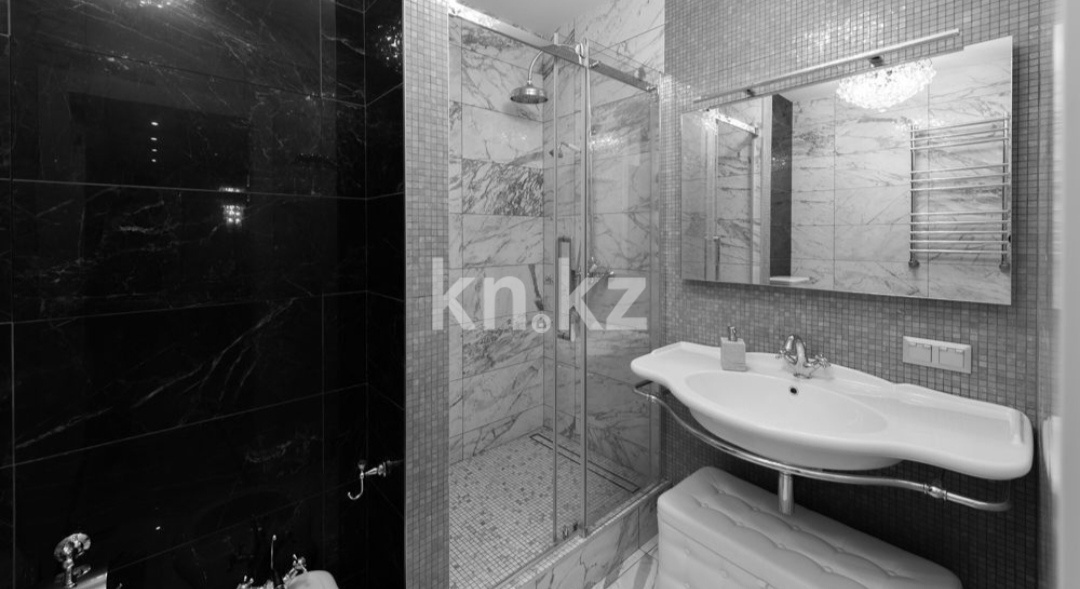 Аренда 3-комнатной квартиры посуточно, 98 м², ул. Кунаева, дом  14/1 - ул. Туркестан в Астане - фото 4