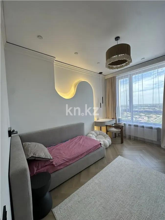 Продажа 4-комнатной квартиры, 126 м², пр. Аль-Фараби, дом  1 в Астане - фото 4