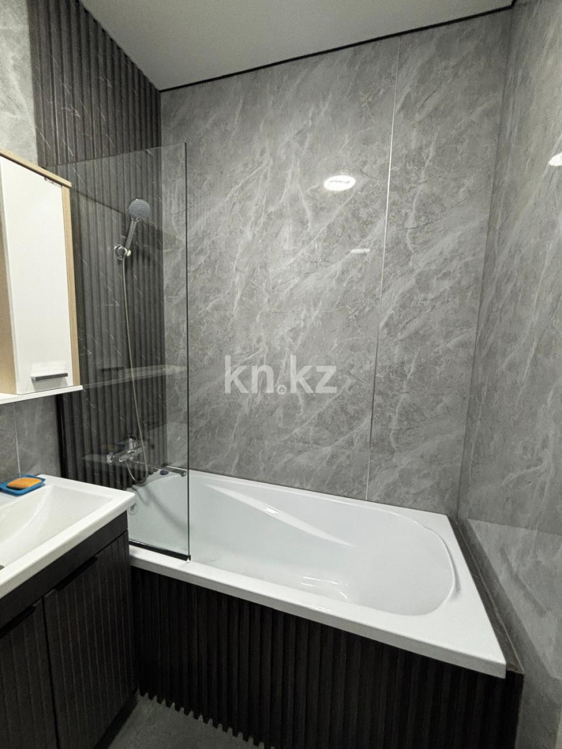 Продажа 1-комнатной квартиры, 39 м² в Караганде - фото 10