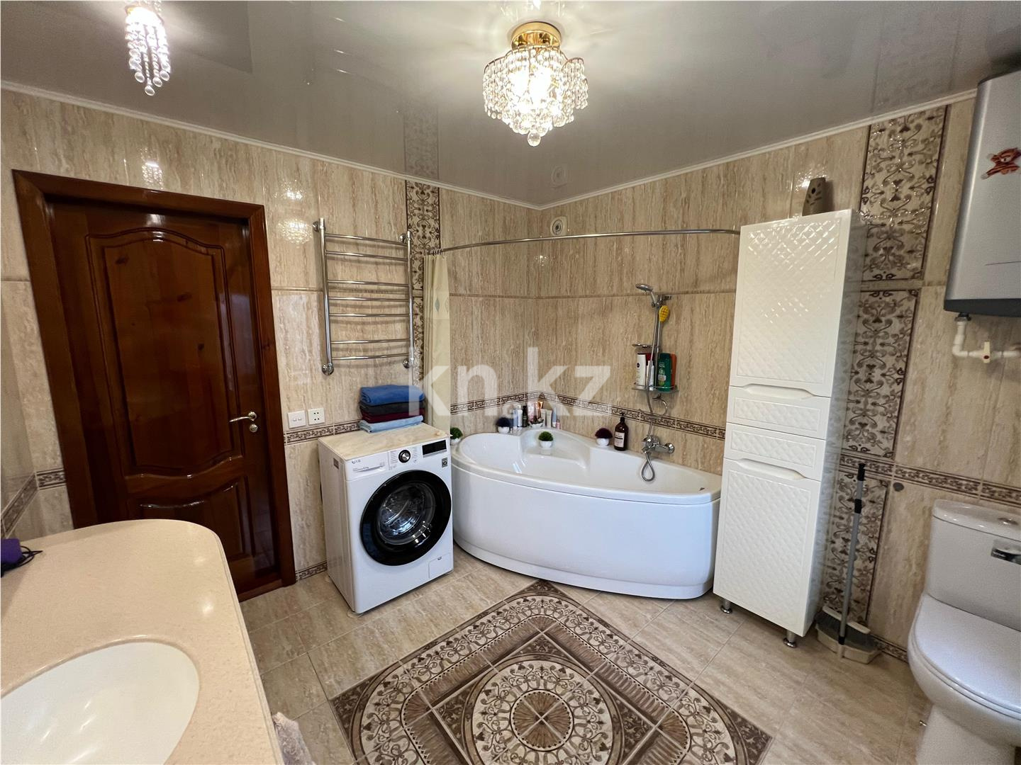 Продажа 4-комнатной квартиры, 102 м² в Караганде - фото 15