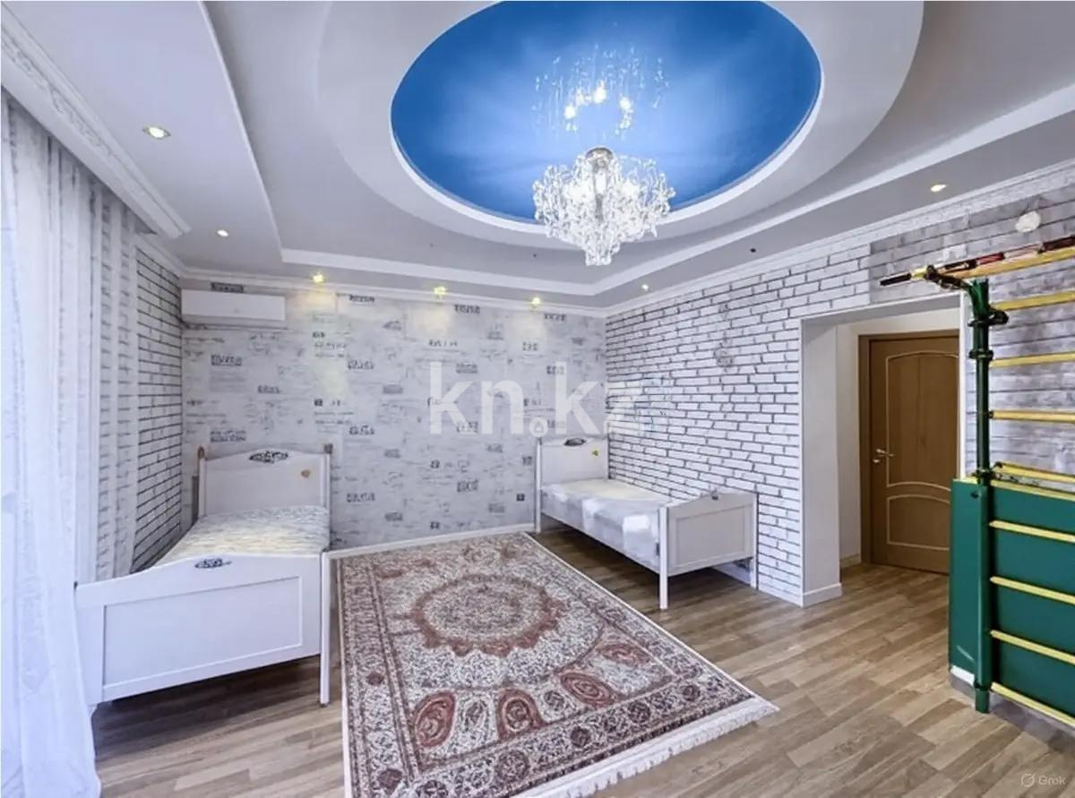 Продажа 3-комнатной квартиры, 130 м², ул. Байтурсынова, дом  17 в Астане - фото 3