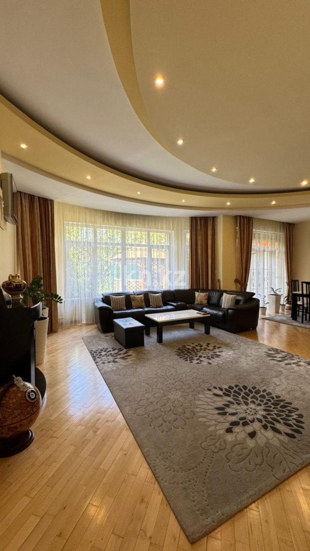 Продажа 4-комнатного дома, 360 м² в Алматы