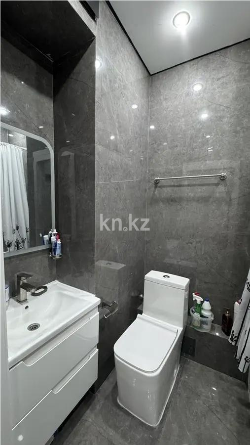 Продажа 1-комнатной квартиры, 30 м², ул. Устирт, дом  5 в Алматы - фото 2