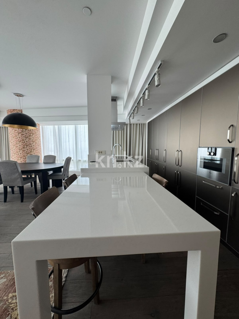 Продажа 4-комнатной квартиры, 185 м² в Алматы - фото 28
