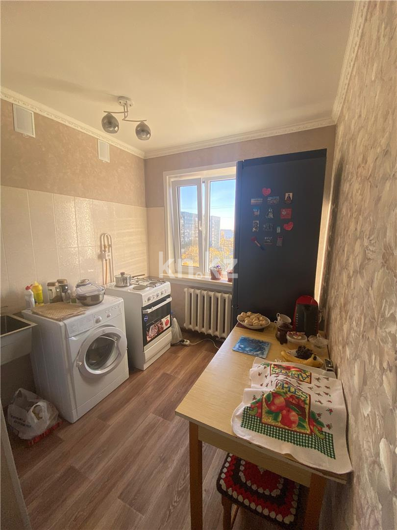 Продажа 4-комнатной квартиры, 61 м², ул. Язева в Караганде - фото 10