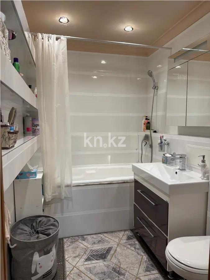 Продажа 3-комнатной квартиры, 68.6 м² в Алматы - фото 9