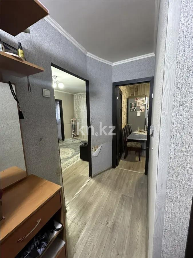 Продажа 3-комнатной квартиры, 42 м², мкр-н 21, дом  6 в Караганде - фото 6