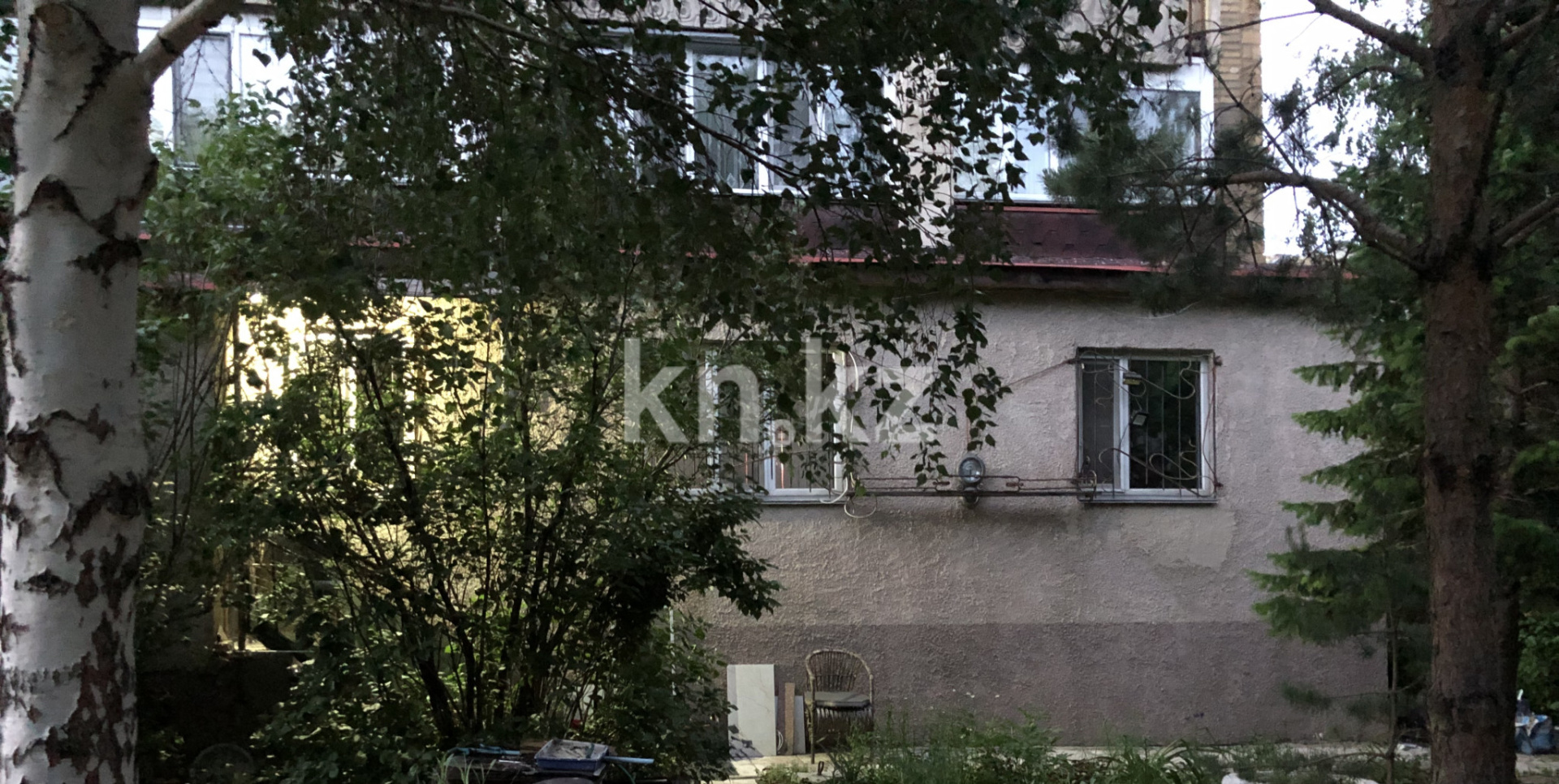 Продажа 3-комнатной квартиры, 85 м², ул. Аманжолова, дом  43 в Караганде