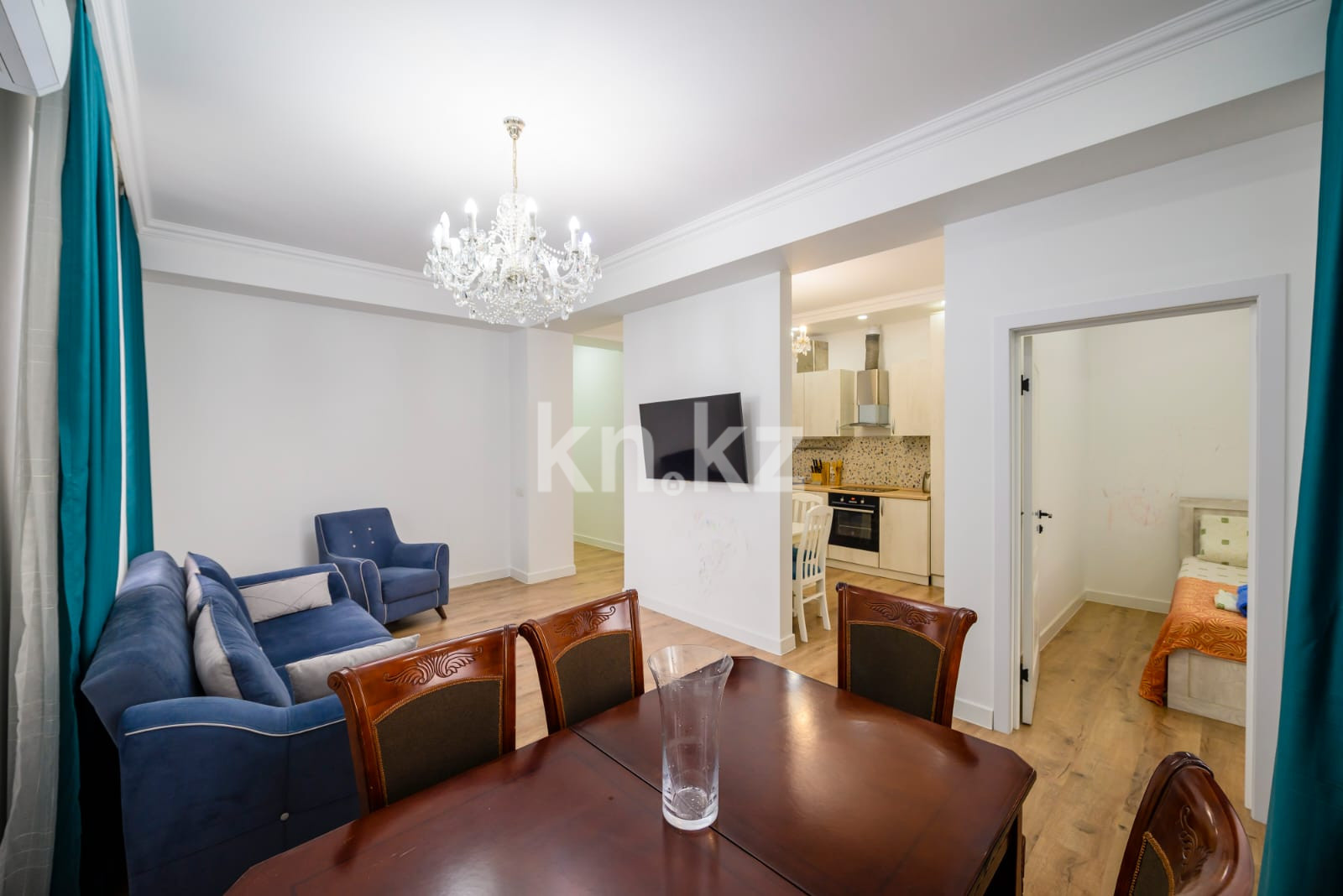 Аренда 3-комнатной квартиры посуточно, 75 м² в Алматы - фото 16