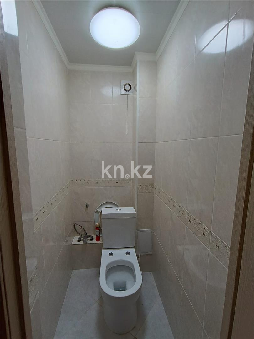 Продажа 2-комнатной квартиры, 60 м², ул. Жургенова в Астане - фото 8