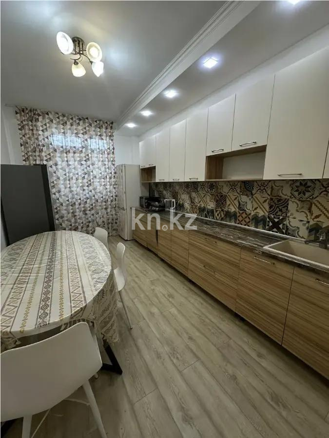 Продажа 2-комнатной квартиры, 74 м², мкр-н Аксай-4, дом  119 в Алматы - фото 3