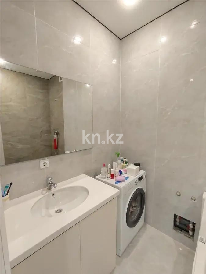 Продажа 2-комнатной квартиры, 62 м², ул. Сатпаева, дом  90/58 в Алматы - фото 4