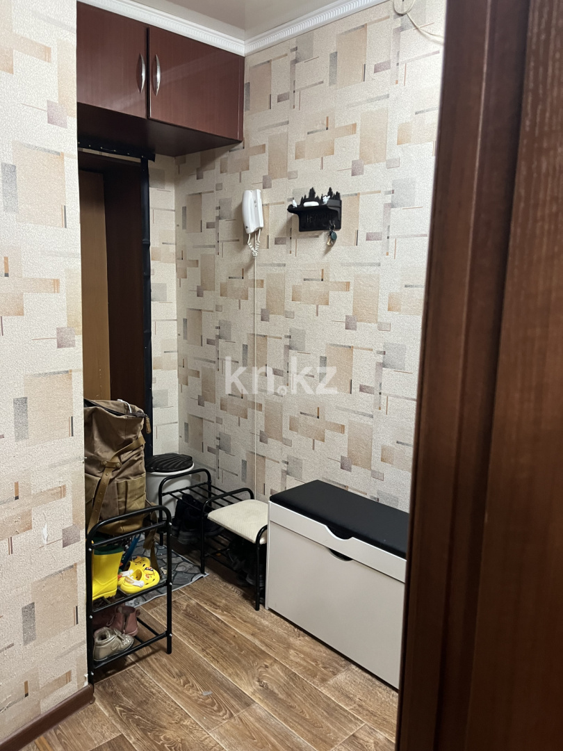 Продажа 3-комнатной квартиры, 52.6 м², мкр-н 21, дом  1 в Караганде - фото 15