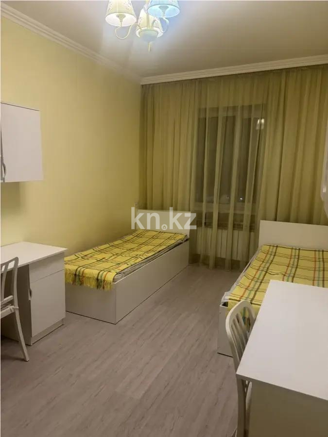 Продажа 4-комнатной квартиры, 100 м², мкр-н Аксай-1, дом  11 в Алматы - фото 2