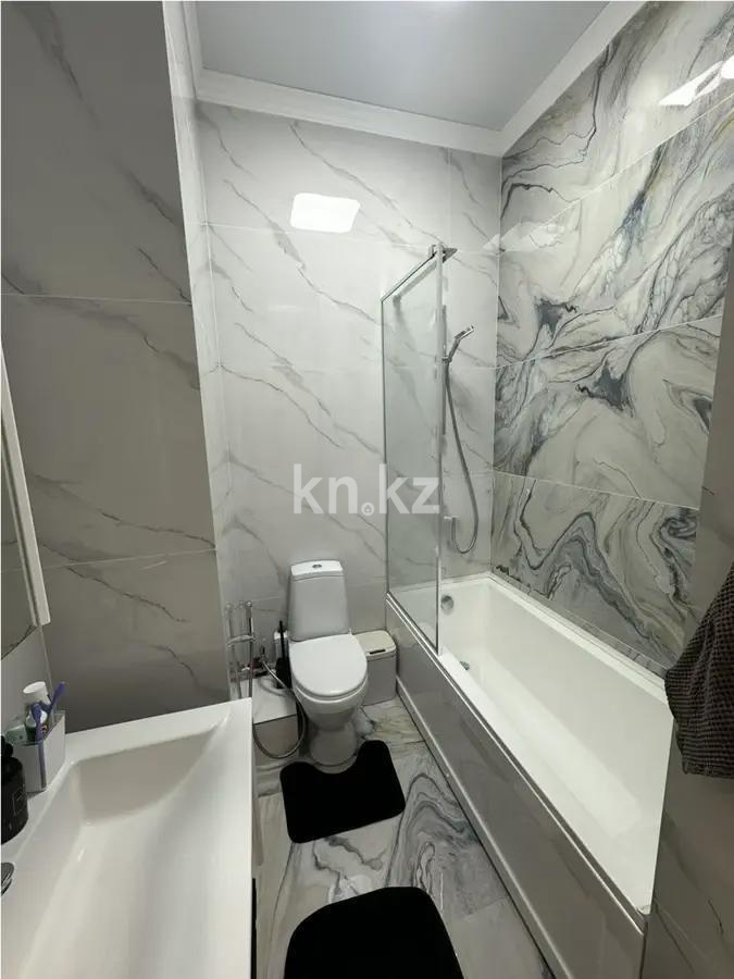 Продажа 2-комнатной квартиры, 62.2 м² в Алматы - фото 3