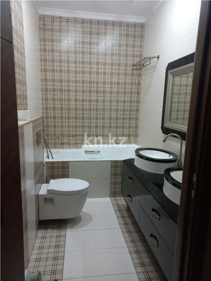 Продажа 3-комнатной квартиры, 162 м², ул. Ходжанова, дом  81 в Алматы - фото 5