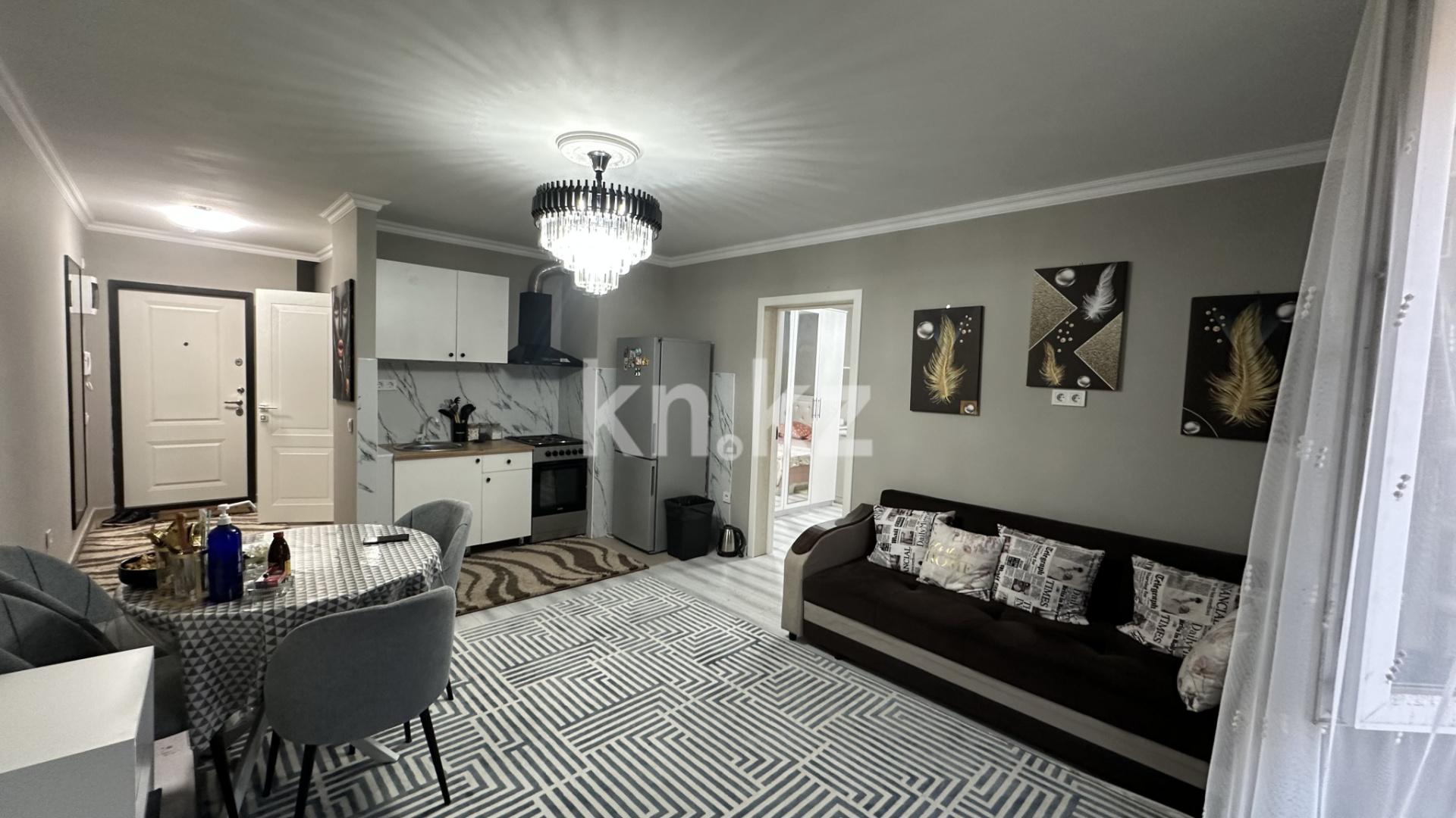 Продажа 2-комнатной квартиры, 42 м², Аккент, дом  95 - ул. Яссауи в Алматы