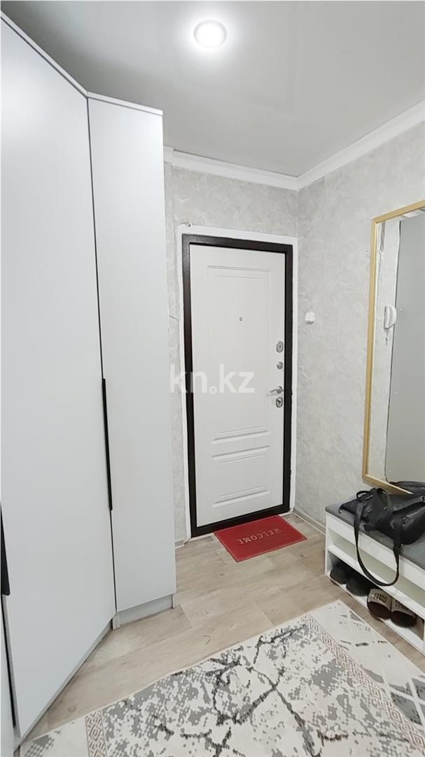 Продажа 3-комнатной квартиры, 63 м², мкр-н 14, дом  42 в Караганде - фото 12