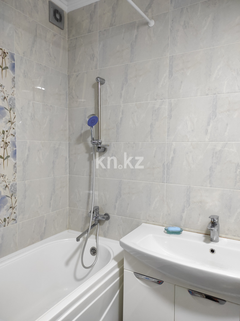 Продажа 3-комнатной квартиры, 84 м², пр. Назарбаева, дом  42 - ул. Макатаева в Алматы - фото 3