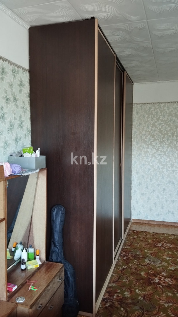 Продажа 3-комнатной квартиры, 64 м² в Усть-Каменогорске