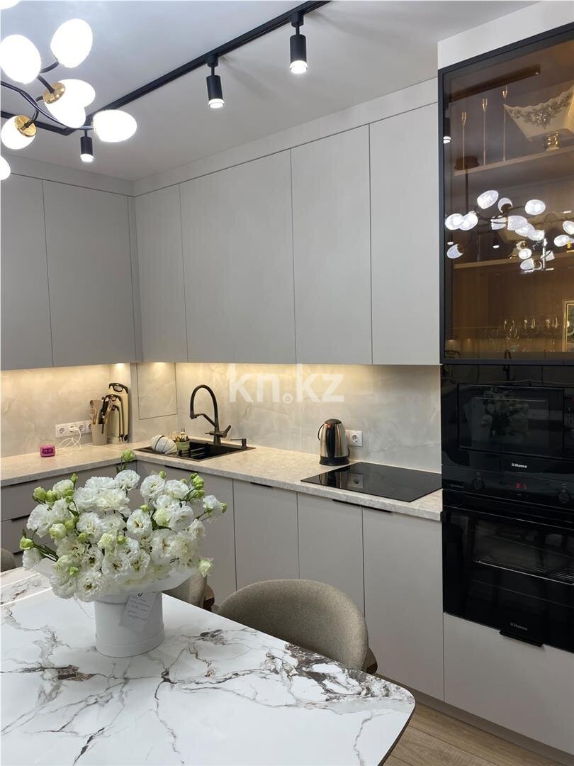 Продажа 4-комнатной квартиры, 100 м² в Караганде - фото 12