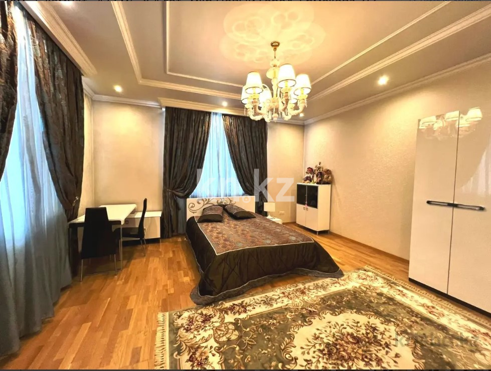 Продажа 5-комнатного дома, 433 м², ул. Ермекова в Караганде - фото 15