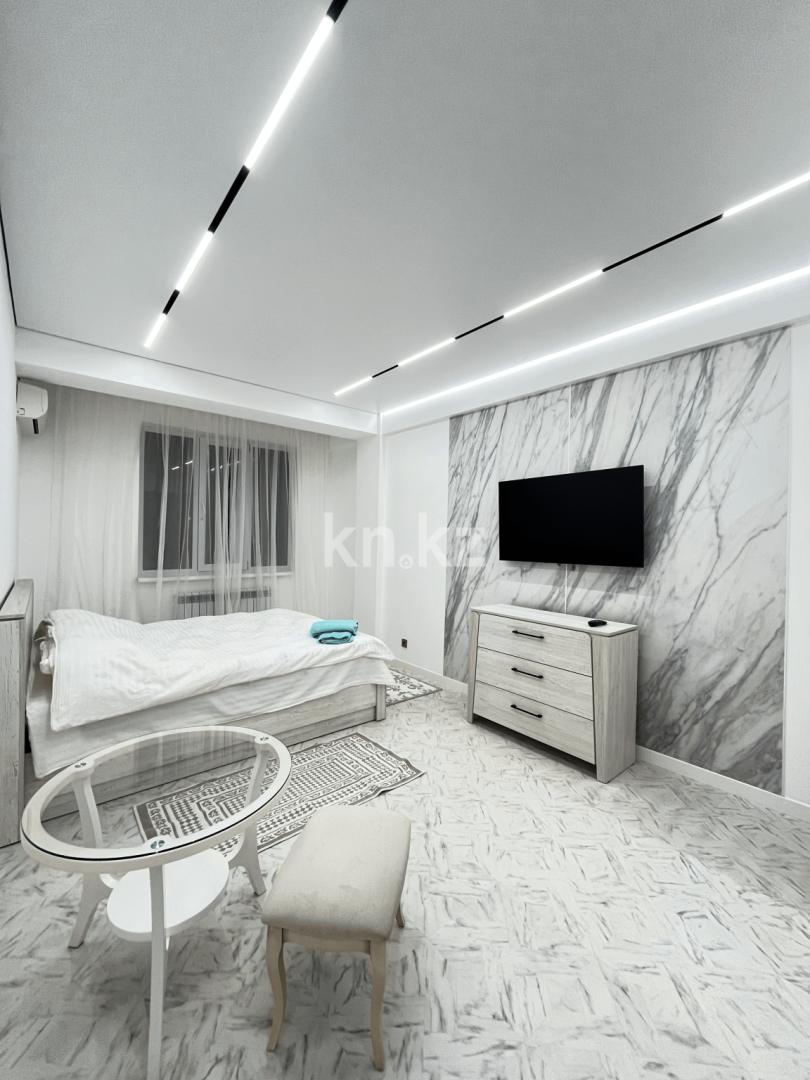 Аренда 1-комнатной квартиры посуточно, 35 м² в Алматы - фото 13
