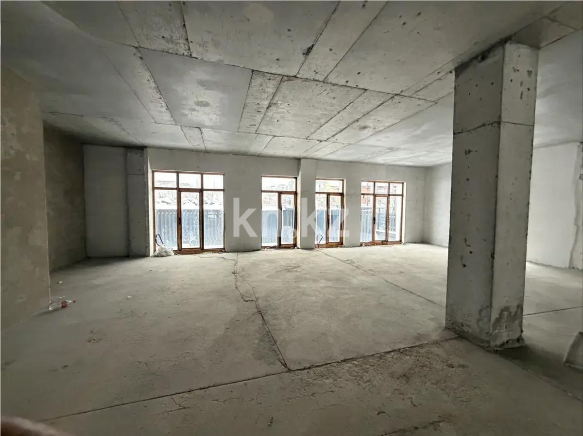 Продажа 4-комнатной квартиры, 221 м² в Алматы