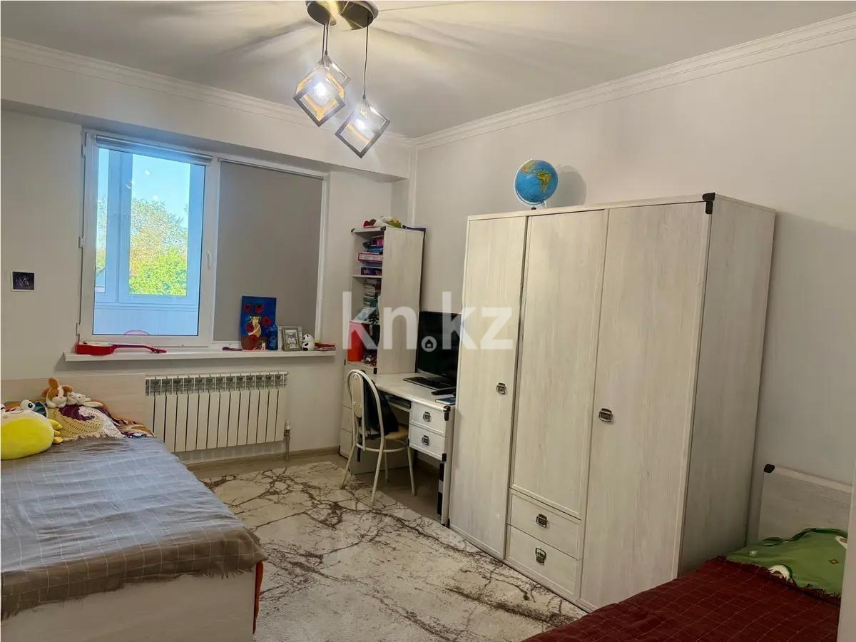 Продажа 3-комнатной квартиры, 83 м², Кульджинский тракт, дом  16/8 в Алматы