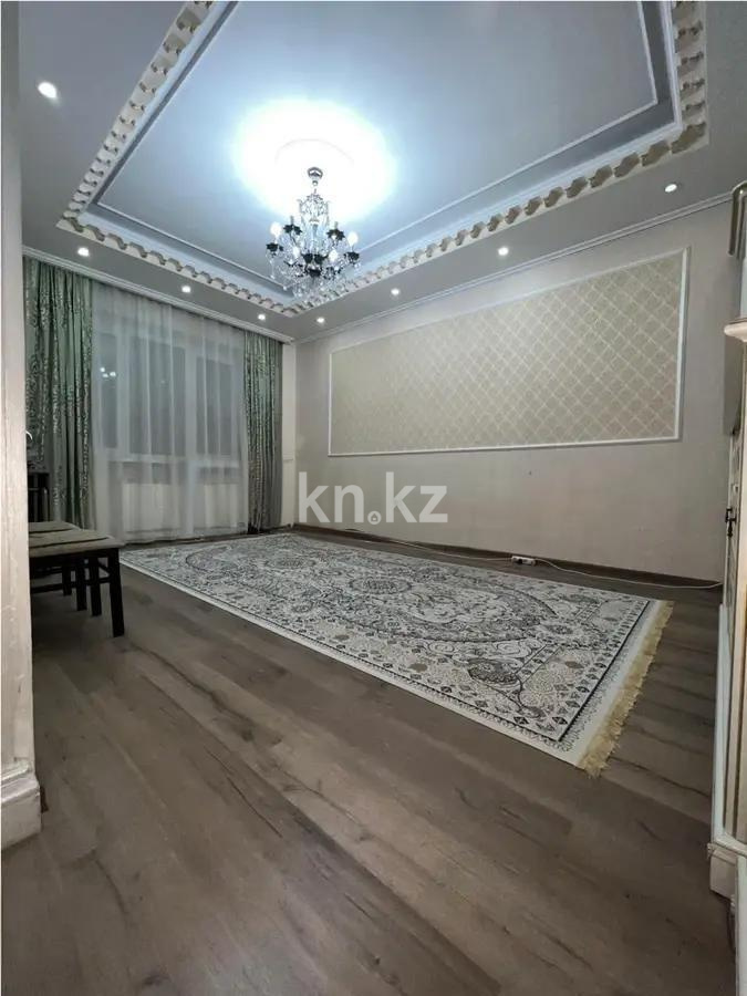 Продажа 3-комнатной квартиры, 64 м², мкр-н Аксай-4, дом  69 в Алматы - фото 2