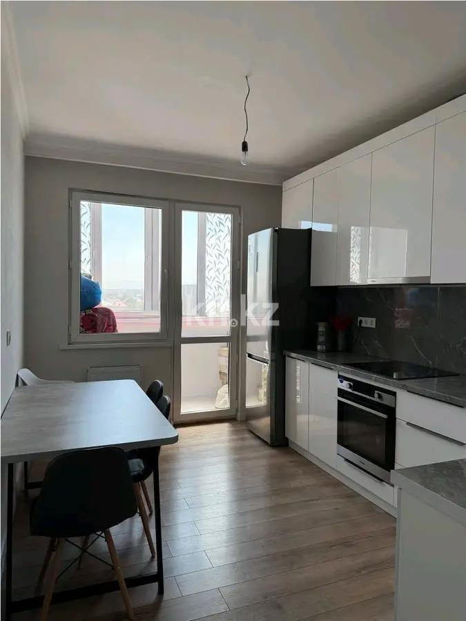 Продажа 2-комнатной квартиры, 60 м², ул. Омарова, дом  10 в Алматы - фото 2