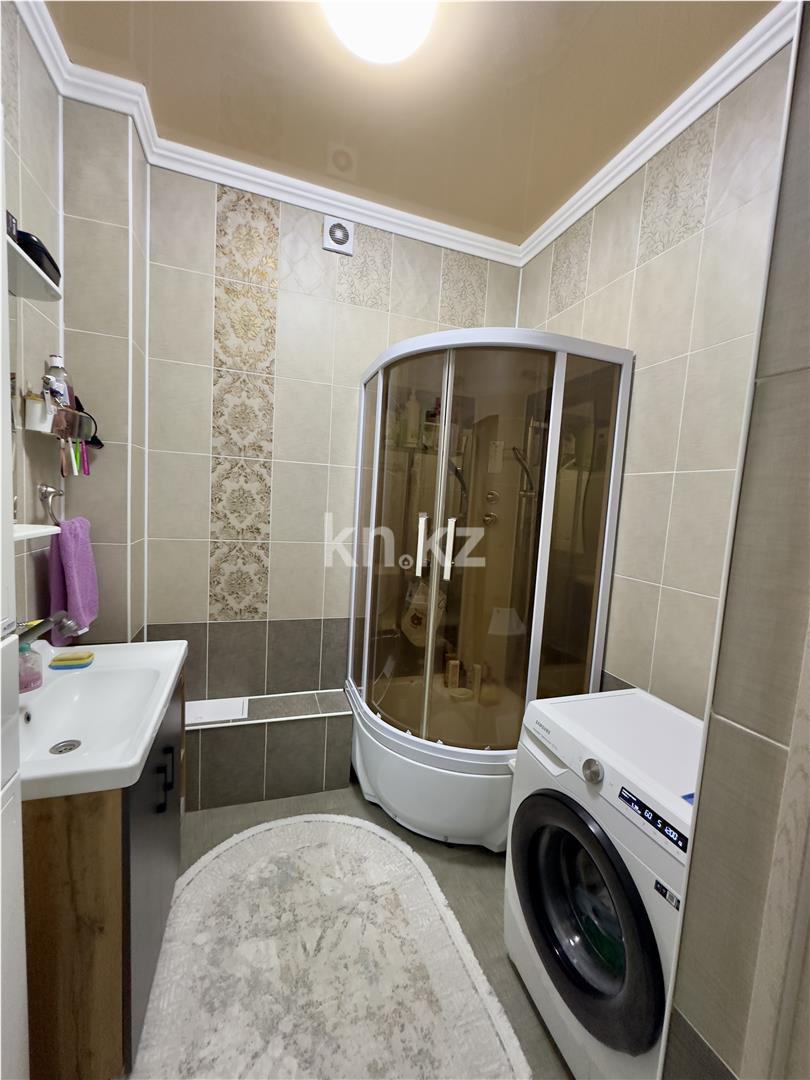 Продажа 3-комнатной квартиры, 85 м², мкр-н Степной-2 в Караганде - фото 17