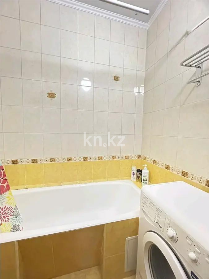 Продажа 3-комнатной квартиры, 80 м², ул. Кажымукана, дом  8 в Алматы - фото 5