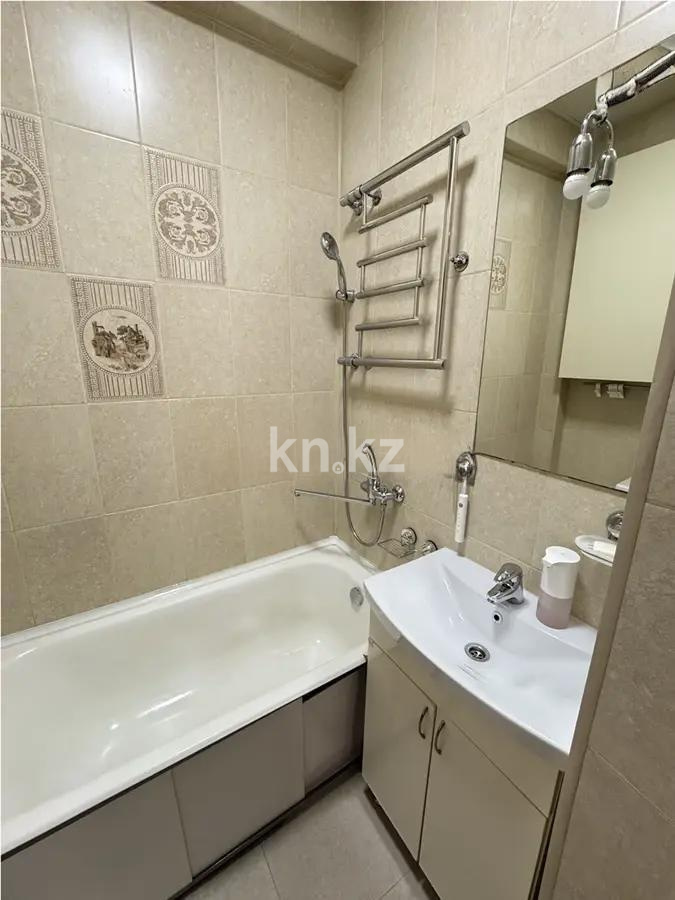 Продажа 2-комнатной квартиры, 53.9 м² в Алматы - фото 4