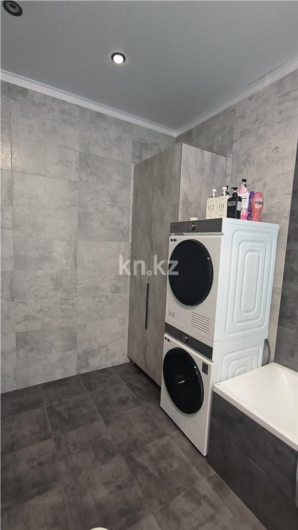 Продажа 3-комнатной квартиры, 86 м², 137 учетный квартал в Караганде - фото 16