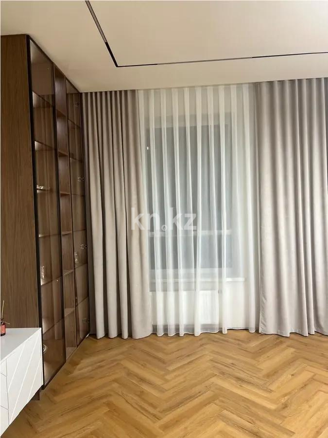 Продажа 4-комнатной квартиры, 134 м² в Астане