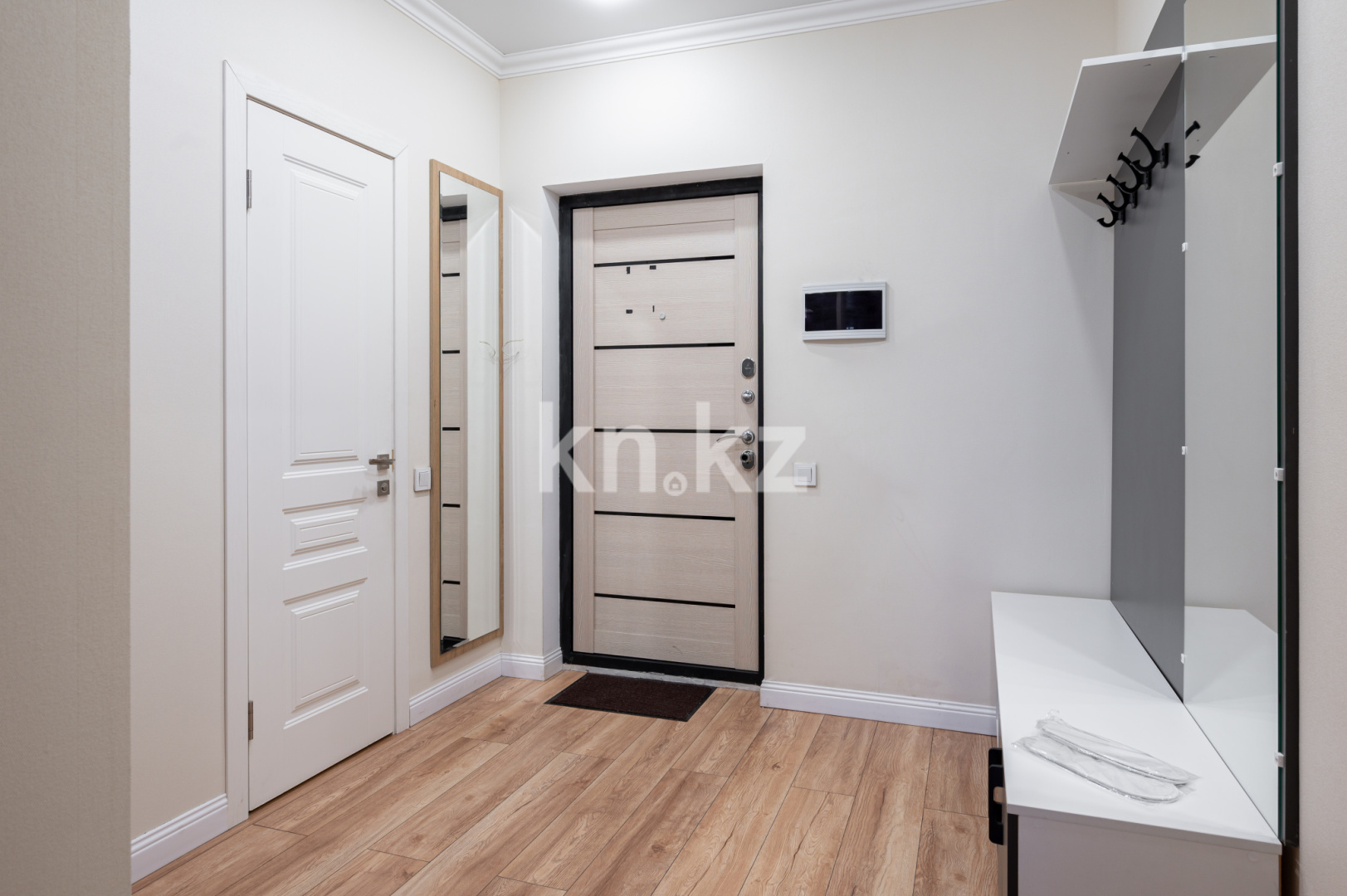 Аренда 1-комнатной квартиры посуточно, 50 м² в Алматы - фото 21