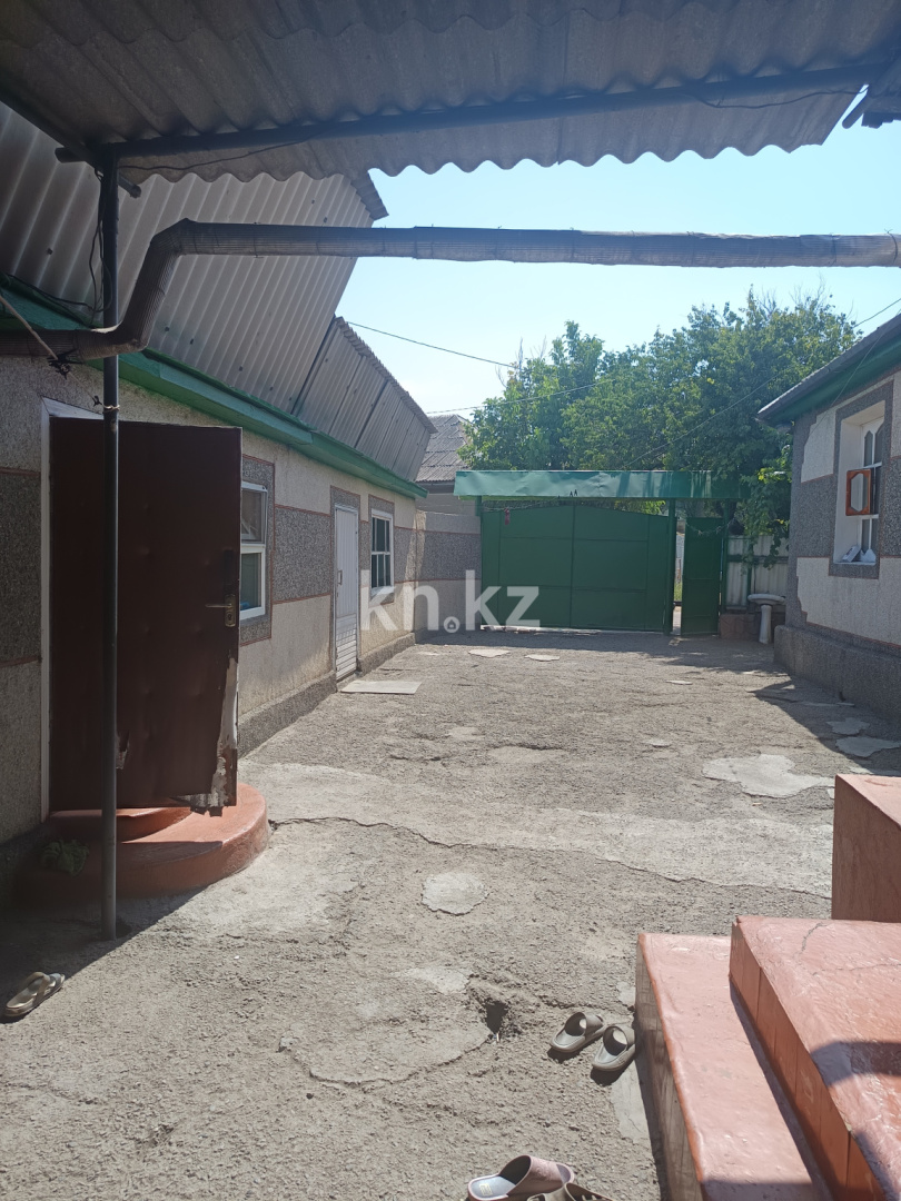 Продажа 4-комнатного дома, 80 м², 1 пер Раимбек батыра, дом  20 в Таразе