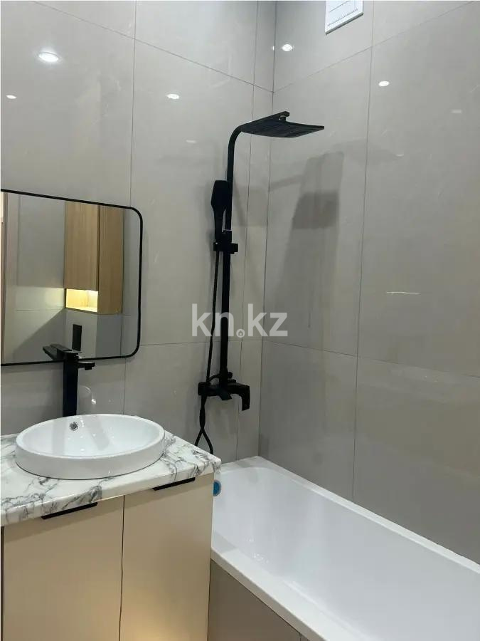 Продажа 3-комнатной квартиры, 61.1 м², пр. Тауелсыздык, дом  58 в Астане - фото 4