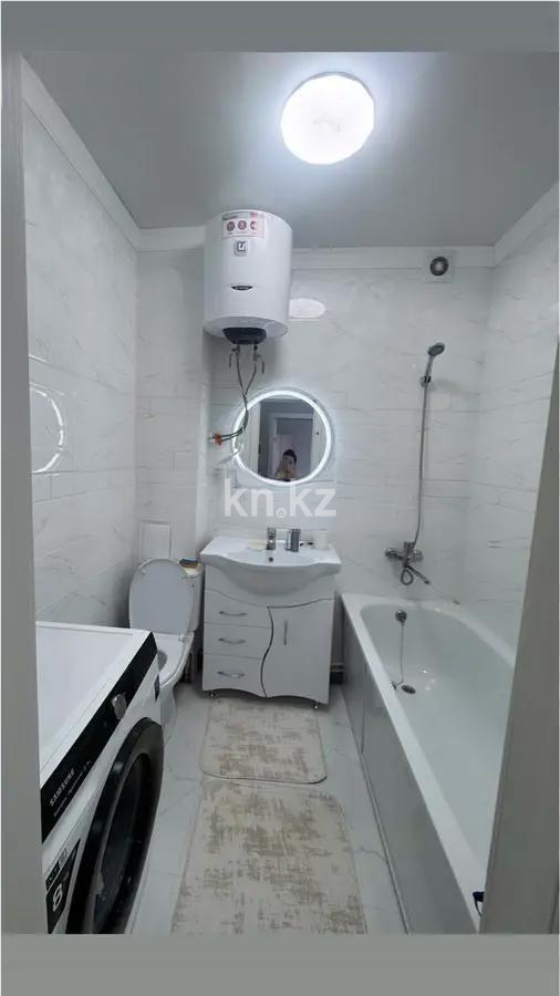 Продажа 1-комнатной квартиры, 43 м², ул. Дюсембекова, дом  53/8 в Караганде - фото 3