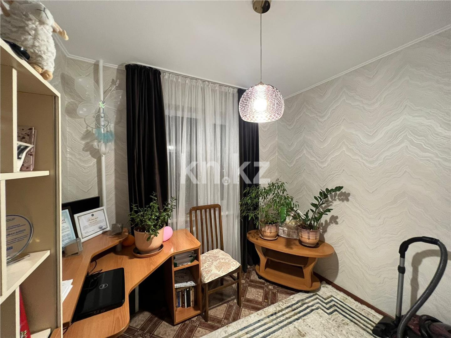 Продажа 4-комнатной квартиры, 76 м², мкр-н Степной-4, дом  29 в Караганде - фото 5