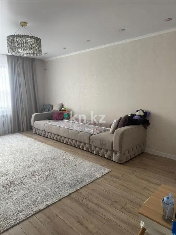 Продажа 3-комнатной квартиры, 90 м² в Караганде