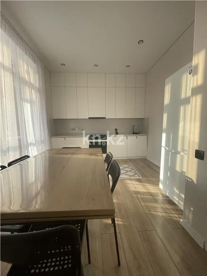 Продажа 3-комнатной квартиры, 81 м², ул. Бокейхана, дом  15/1 в Астане - фото 4