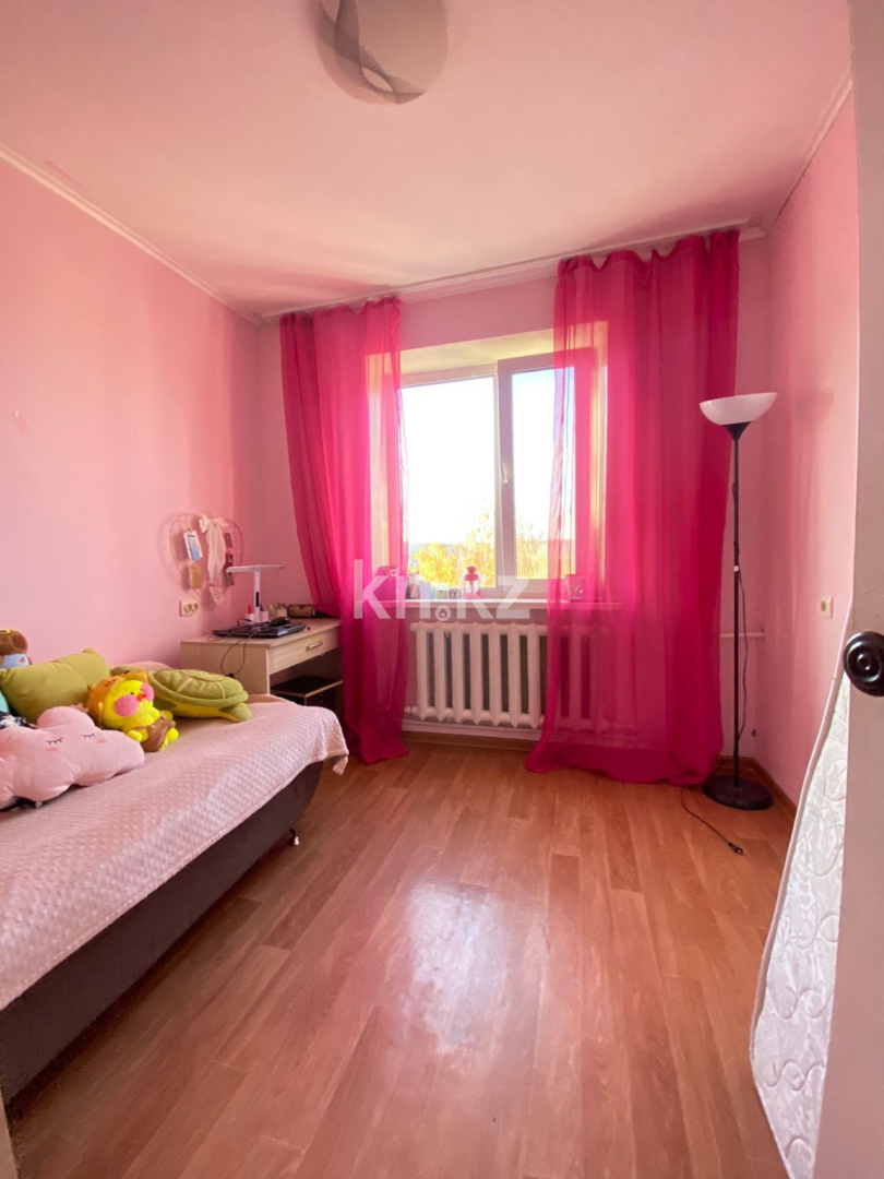 Продажа 3-комнатной квартиры, 64 м², мкр-н Гульдер-1, дом  9 в Караганде - фото 3