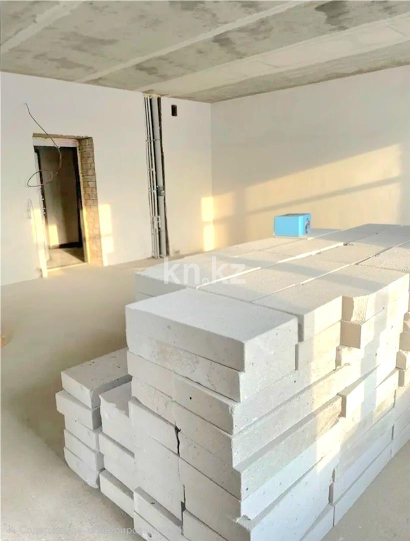 Продажа 2-комнатной квартиры, 70 м², ул. Ашимова в Караганде