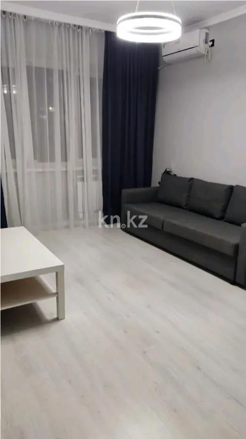 Продажа 1-комнатной квартиры, 42 м², мкр-н Аксай-5, дом  9 в Алматы